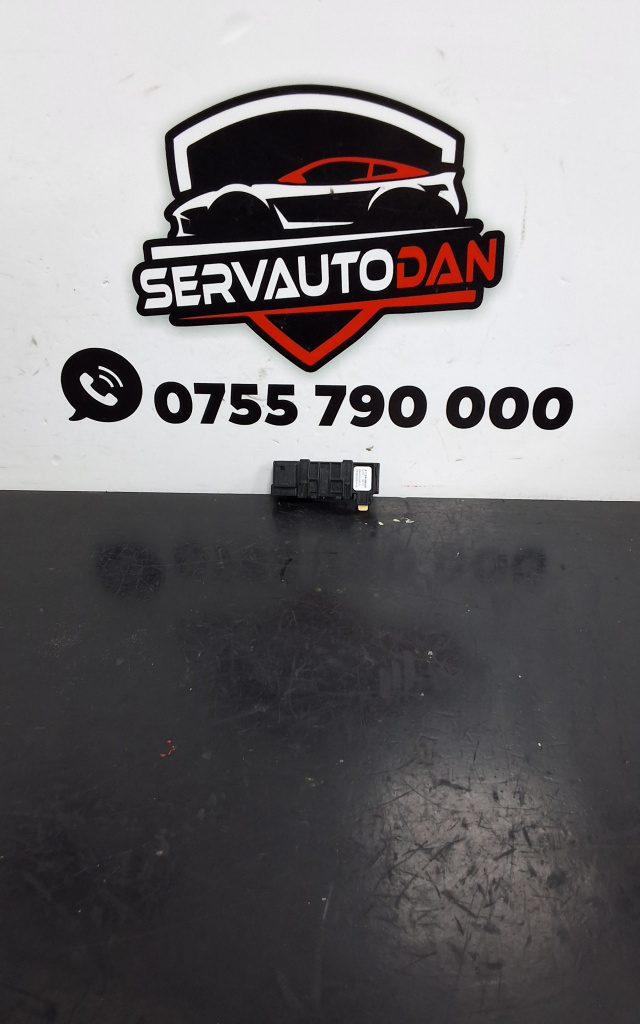 Senzor temperatura Mercedes-Benz GL (2013-2019) [x166] 3.0 Motorina 2013, A1729058200