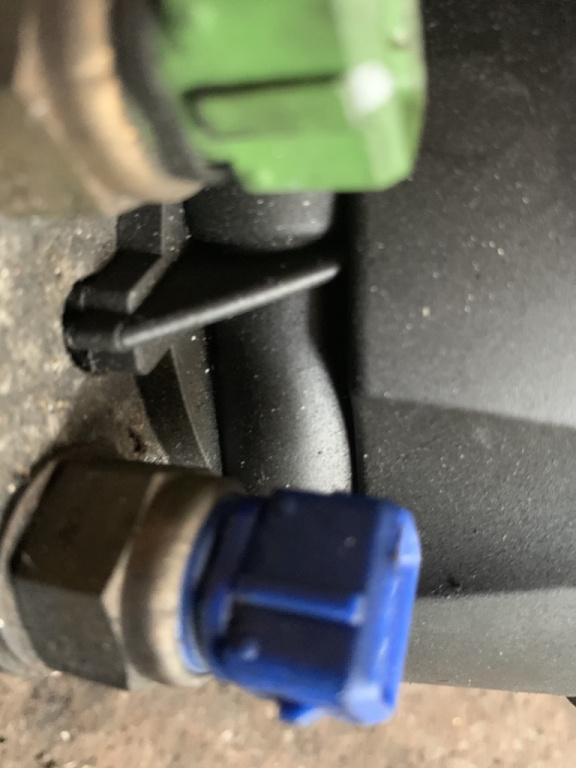 Senzor temperatura mufa albastru Peugeot Partner [1996 - 2002] Minivan Combispace (5F)