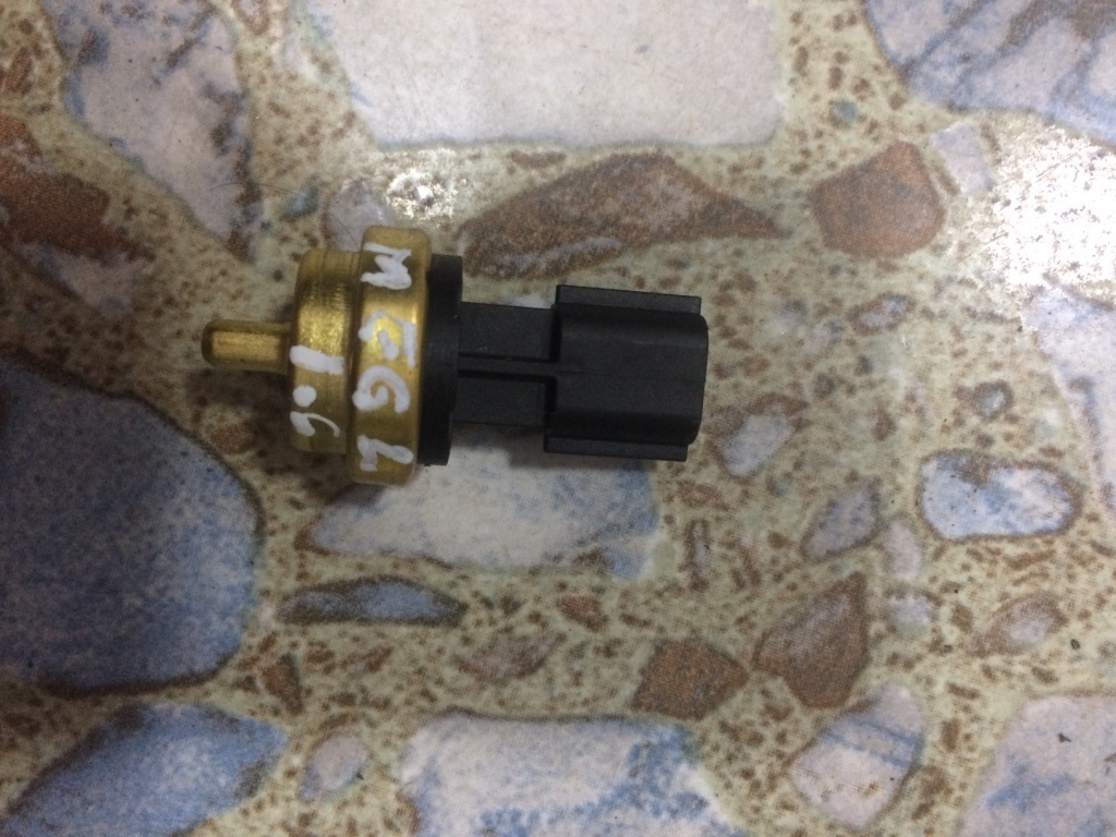 Senzor temperatura Renault Megane 2 [2002 - 2006] Hatchback 5-usi 1.6 MT (115 hp) II (BM0/1_ CM0/1_)