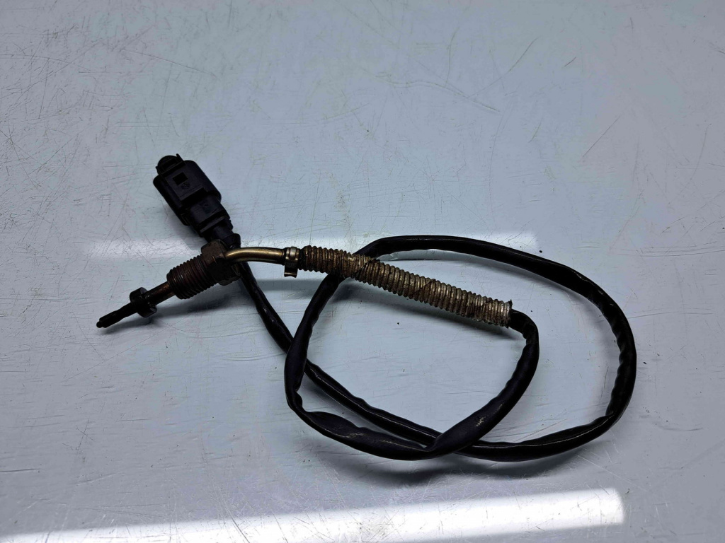 Senzor temperatura Volkswagen Golf 6 (5K1) [Fabr 2009-2013] 03L906088EC