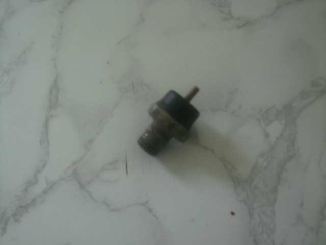 Senzor ulei Ford Ka [1996 - 2008] Hatchback 3-usi 1.3 MT (50 hp) (RB_)
