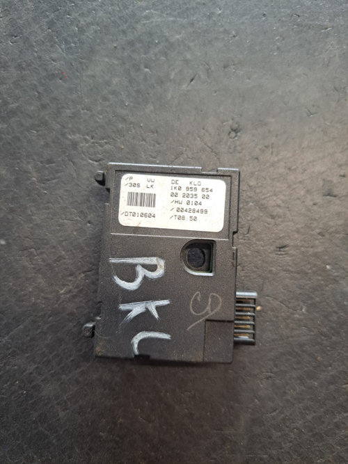 Senzor unghi volan VW Golf 5 - COD 1k0959654 00203500