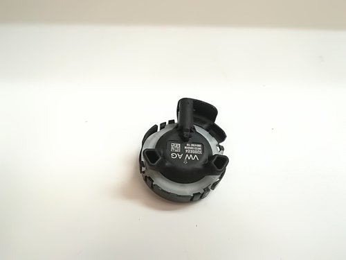 Senzori impact dreapta fata 3Q0959354, Seat Leon ST combi (5F8) 1.6 tdi (id:188093)