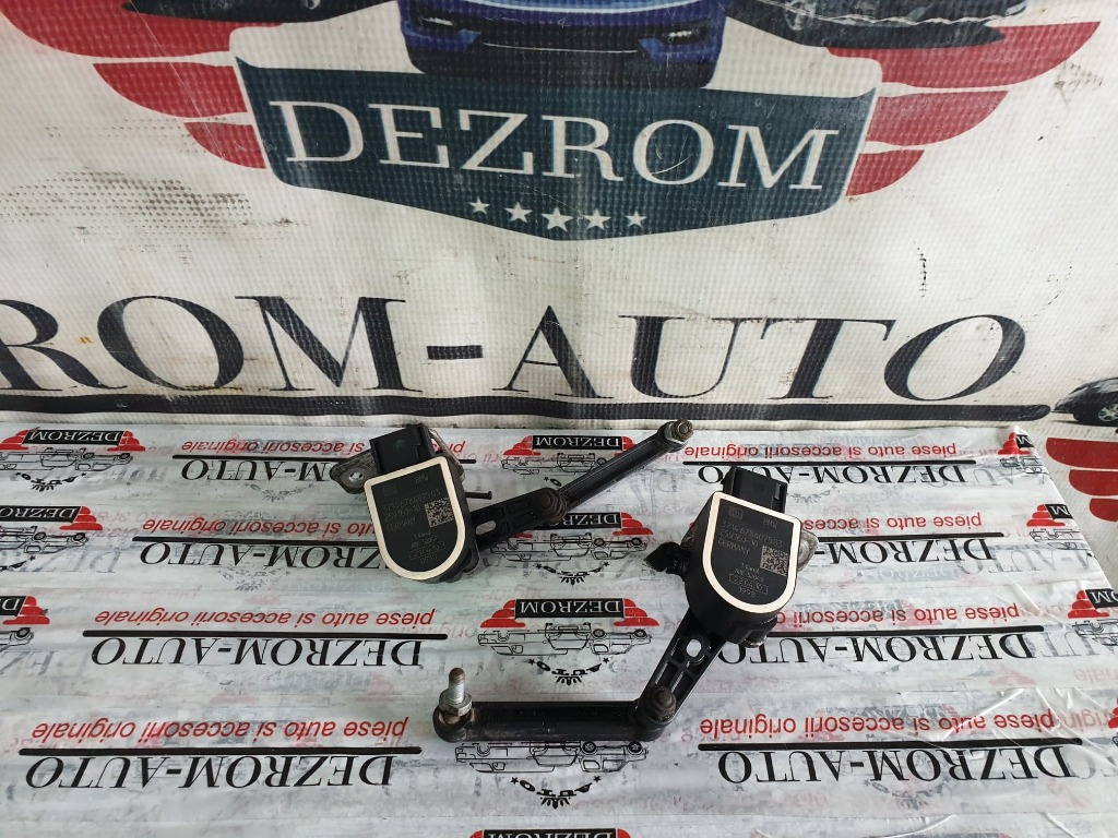 Senzori nivel faruri / perne aer BMW i8 I12 LCI cod piesa : 6784075