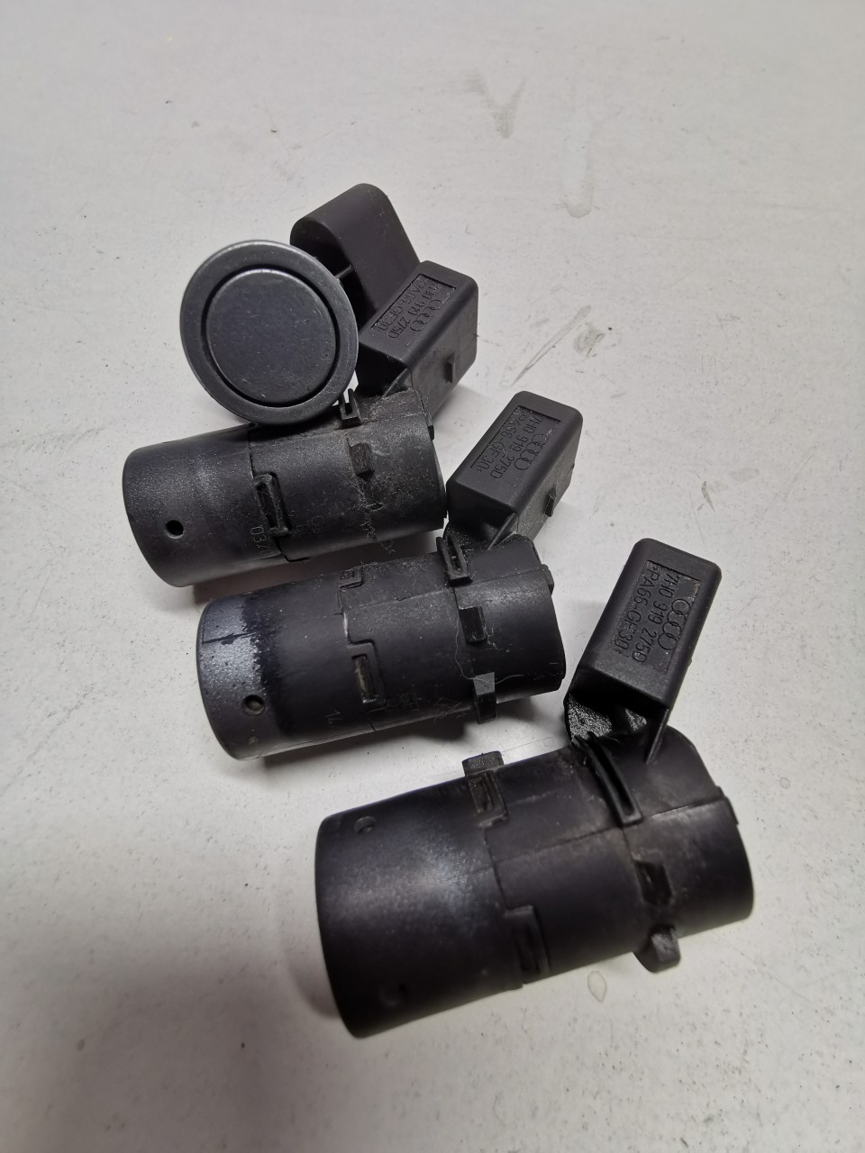 Senzori parcare Audi A4 b7 A6 C6 A3 8P 7H0919275D senzor bara fata spate