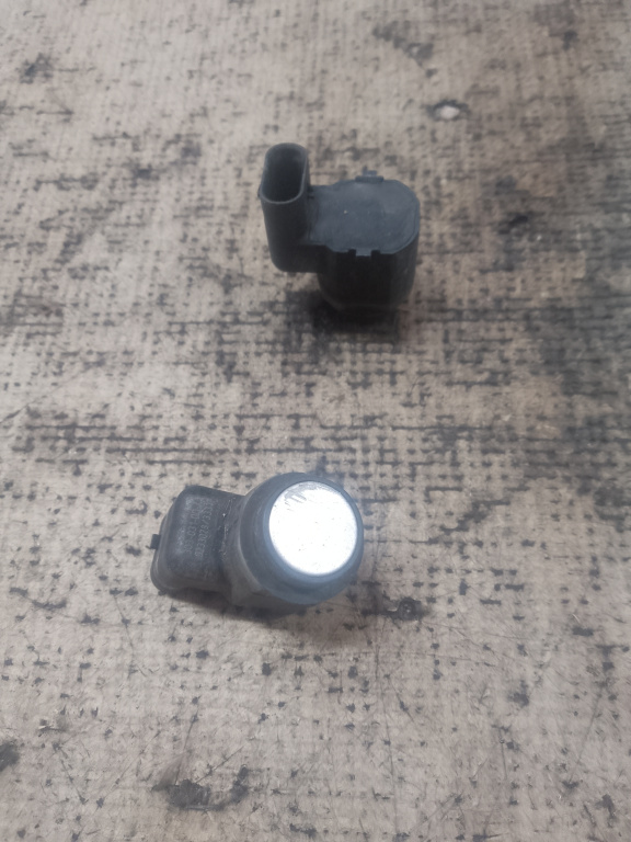 Senzori parcare spate BMW F10 2011, 9231283