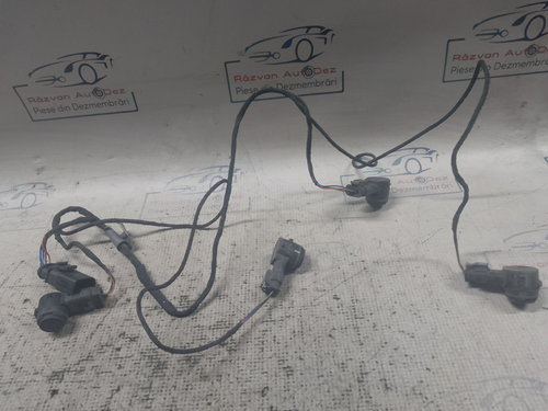 Senzori parcare spate plus instalație Audi A3 8V 2016, 4 SENZORI / 8V0971104 / 5Q0919275B
