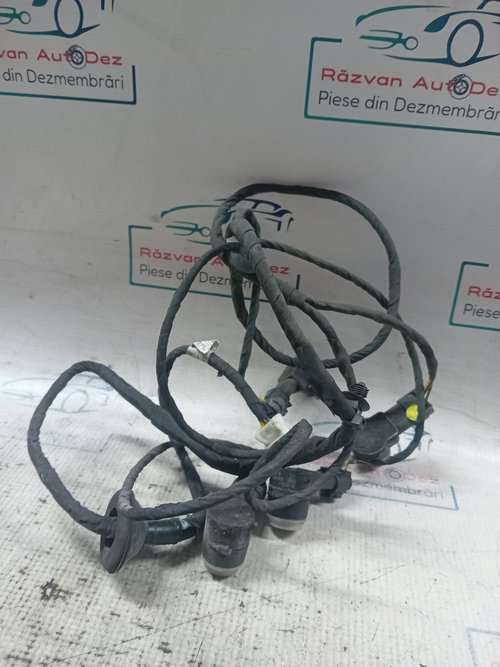 Senzori parcare spate plus instalație Mercedes C-Class W204 2011, A2075403434Q1 / A21254200 / 4 SEN...