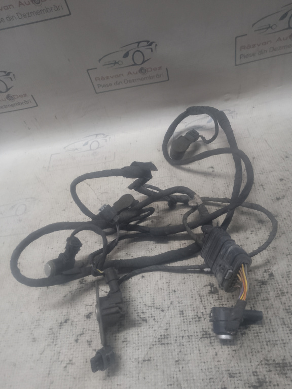 Senzori parcare spate plus instalație Mercedes-Benz E 220 2012, 5 SENZORI / A2125420018