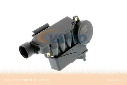 Separator ulei, ventilatie bloc motor AUDI A6 (4F2, C6) (2004 - 2011) VAICO V10-3031 piesa NOUA