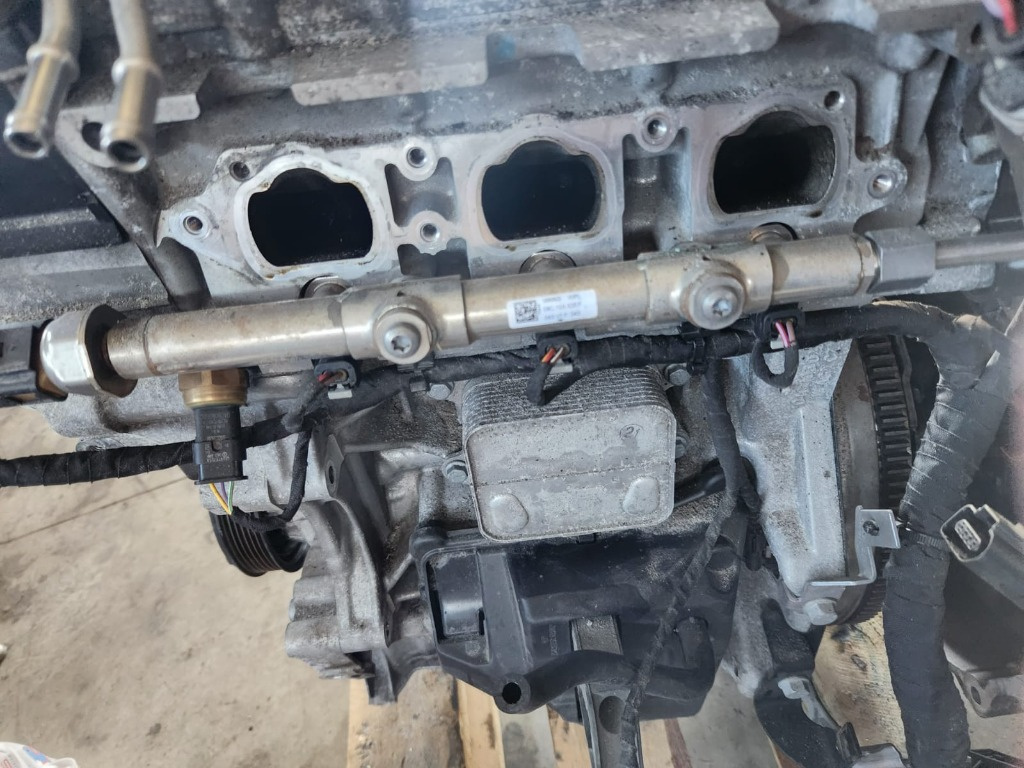 Separator ulei Volkswagen T-Roc 1.0 Tsi CHZ 2017 Cod : 04C103729