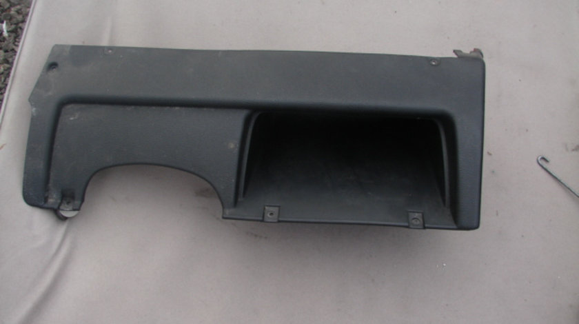 Sertar bord BMW Seria 3 E36 [1990 - 2000] Compact hatchback 316i MT (102 hp) BMW 3 Compact (E36) 03.1994 - 08.2000 1.6i