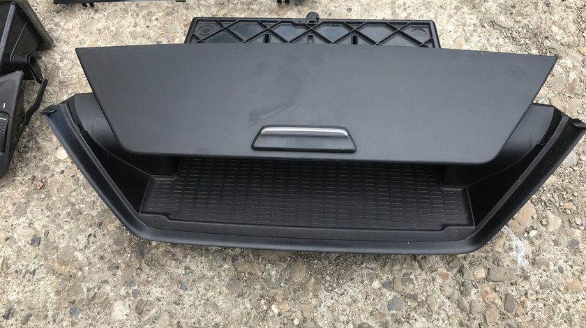 Sertar bord BMW X1 E84 2010 2011 2012 2013