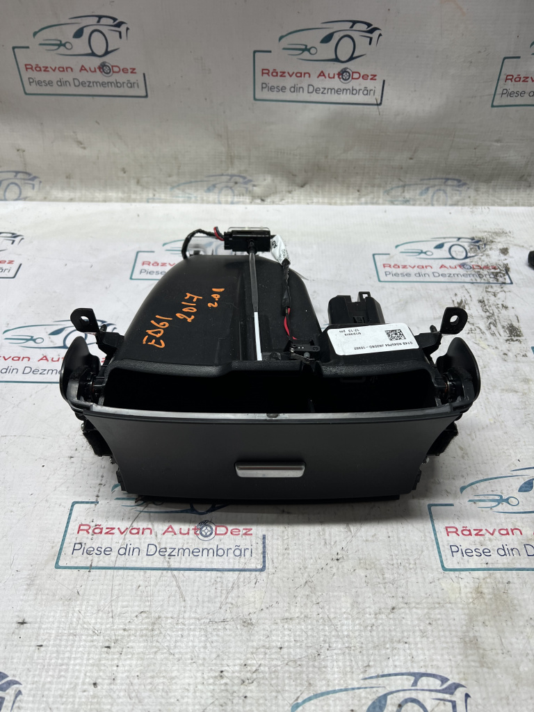 Sertar Bord Ford EDGE 2017, GT4BR045P64