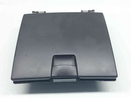 Sertar bord Hyundai Santa Fe 2 (CM) [Fabr 2005-2012] 84745-2B000
