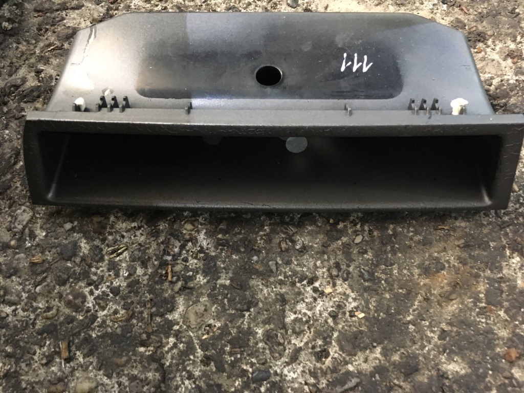 Sertar bord Opel Vectra C [2002 - 2005] Sedan 4-usi 1.8 MT (122 hp) Z-C/BB11/1.8 i