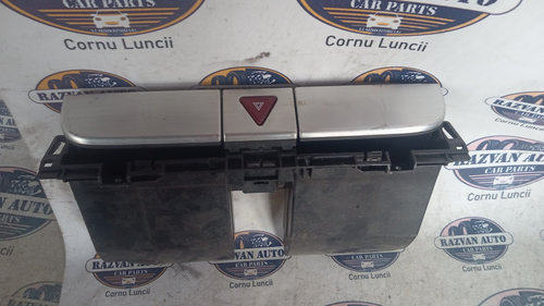 Sertar Bord Volkswagen Passat CC 2010, 3C0858407