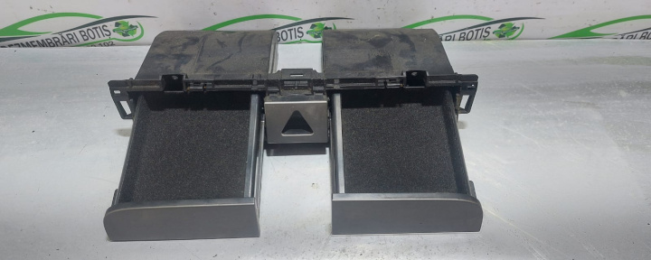 Sertar Central Bord Volkswagen VW Passat B6 [2005 - 2010] Sedan 4-usi 1.9 TDI MT (105 hp)
