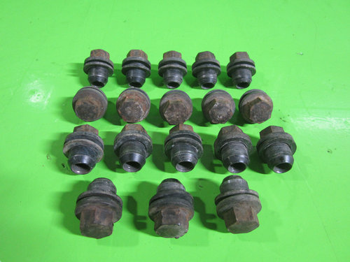 SET 18 PIULITE / PREZOANE ROTI LAND ROVER DISCOVERY 3 4x4 FAB. 2004 - 2009 ⭐⭐⭐⭐⭐