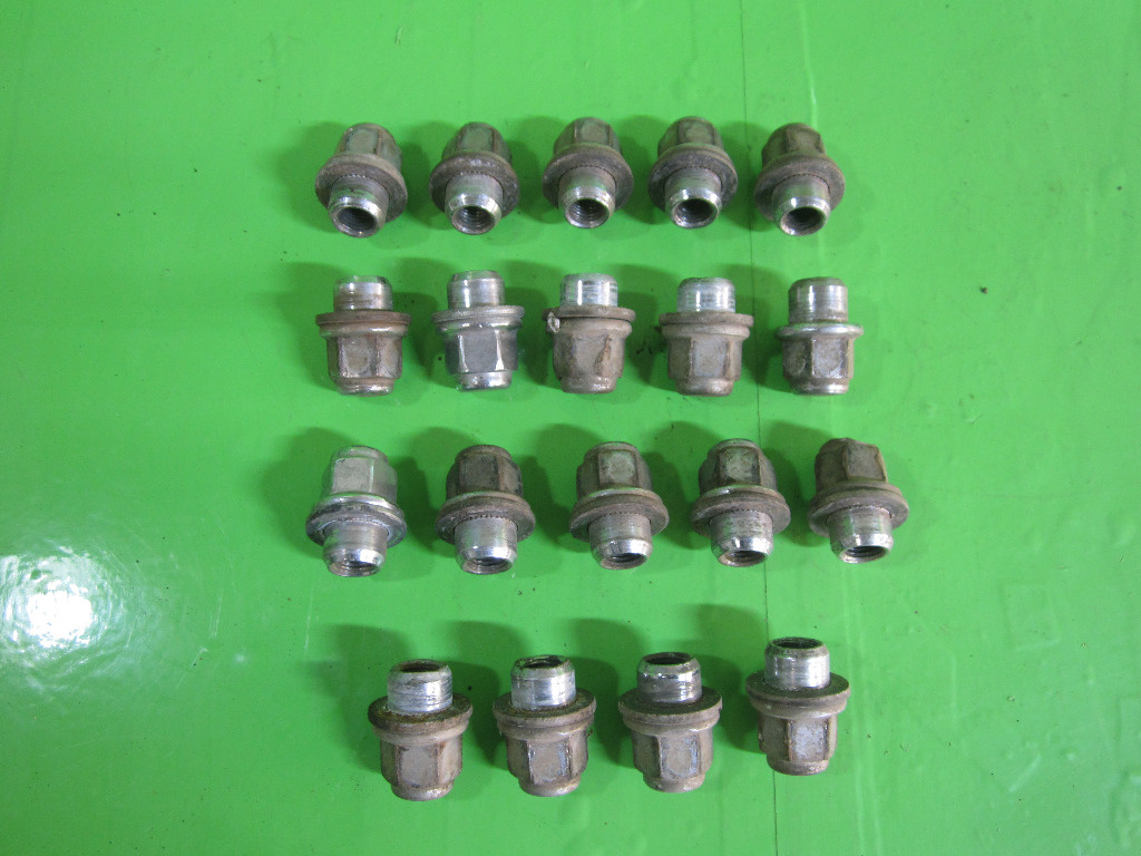 SET 19 PIULITE ROTI MITSUBISHI PAJERO 2 4x4 FAB. 1991 - 1999 ⭐⭐⭐⭐⭐