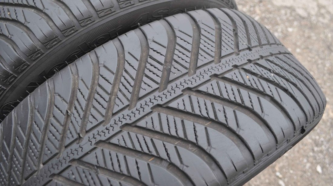 SET 2 Anvelope All Season 225/50 R17 GOODYEAR VECTOR 4 SEASON 94V