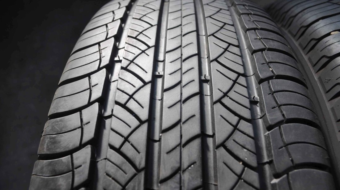 SET 2 Anvelope All Season 235/70 R16 MICHELIN Latitude Tour HP 106H - M+S