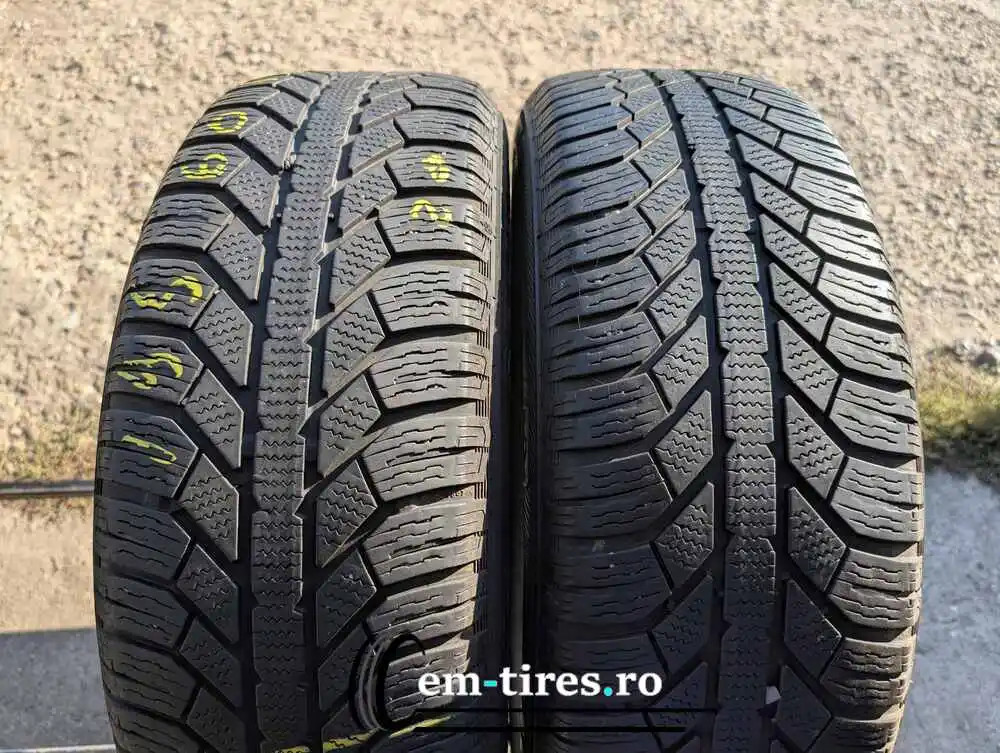 SET 2 Anvelope Iarna 195/60 R16 SEMPERIT Master Grip 2 89H - SUV