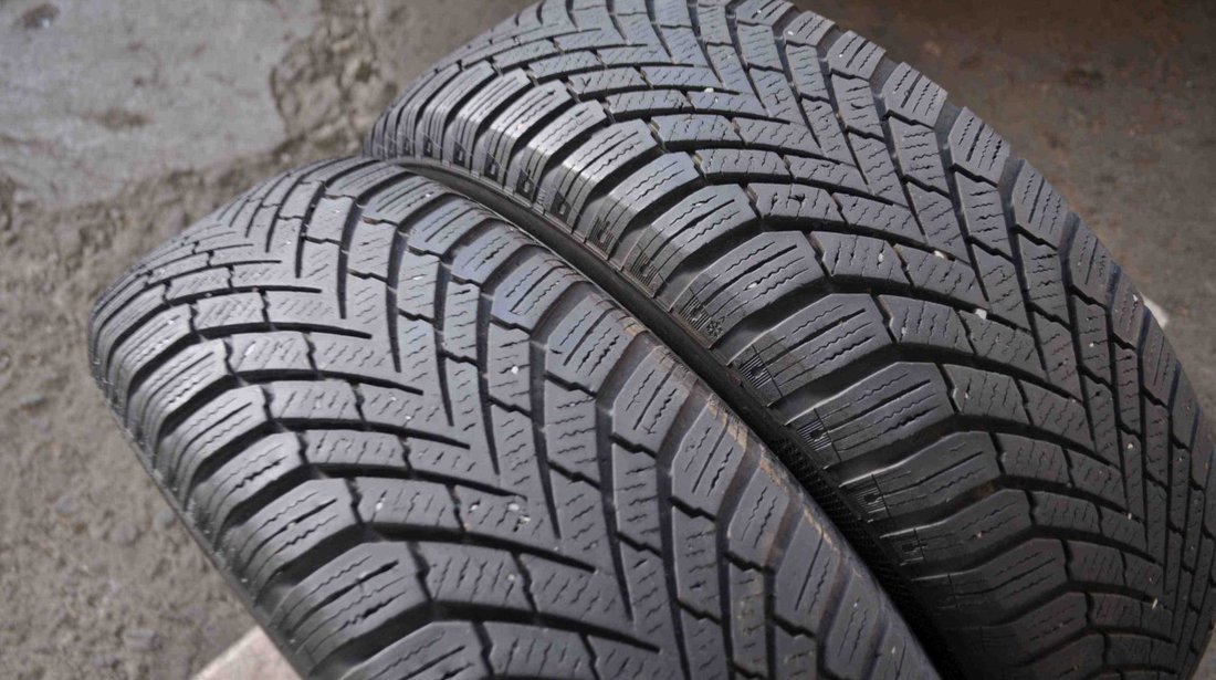 SET 2 Anvelope Iarna 195/65 R15 CONTINENTAL ContiWinterContact TS860 fara poze