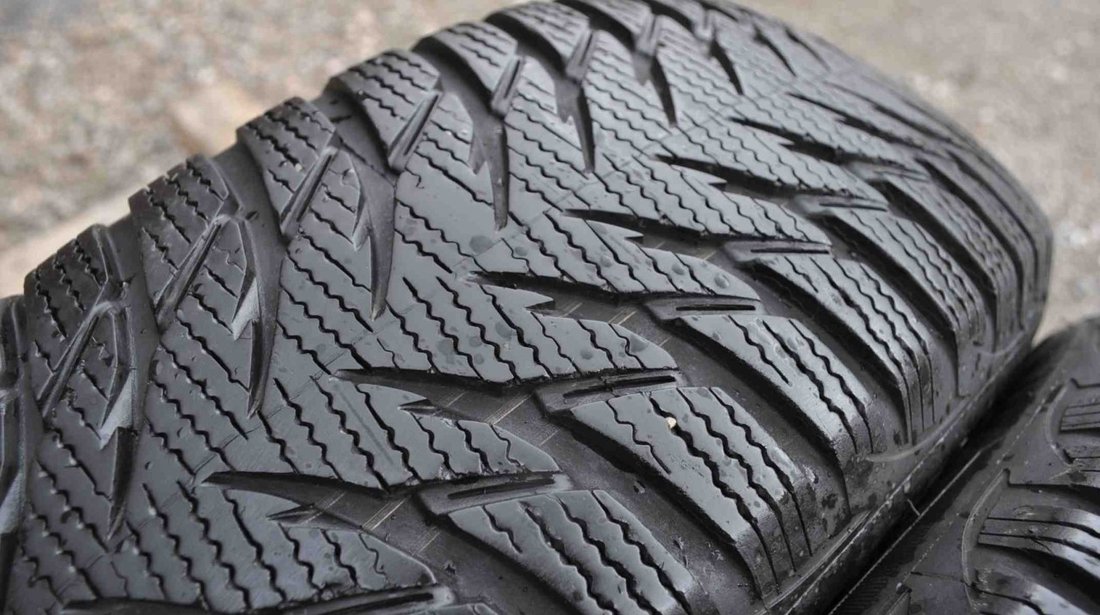 SET 2 Anvelope Iarna 195/65 R15 GOODYEAR ULTRAGRIP 8 91T