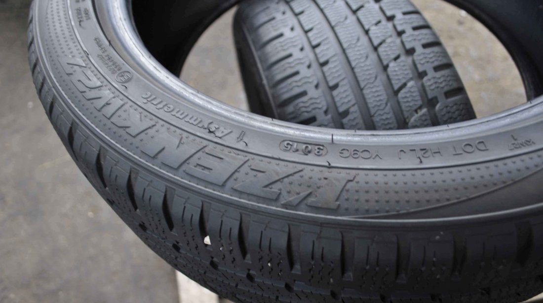 SET 2 Anvelope Iarna 205/50 R17 KUMHO I ZEN KW27 Asymmetric 93V