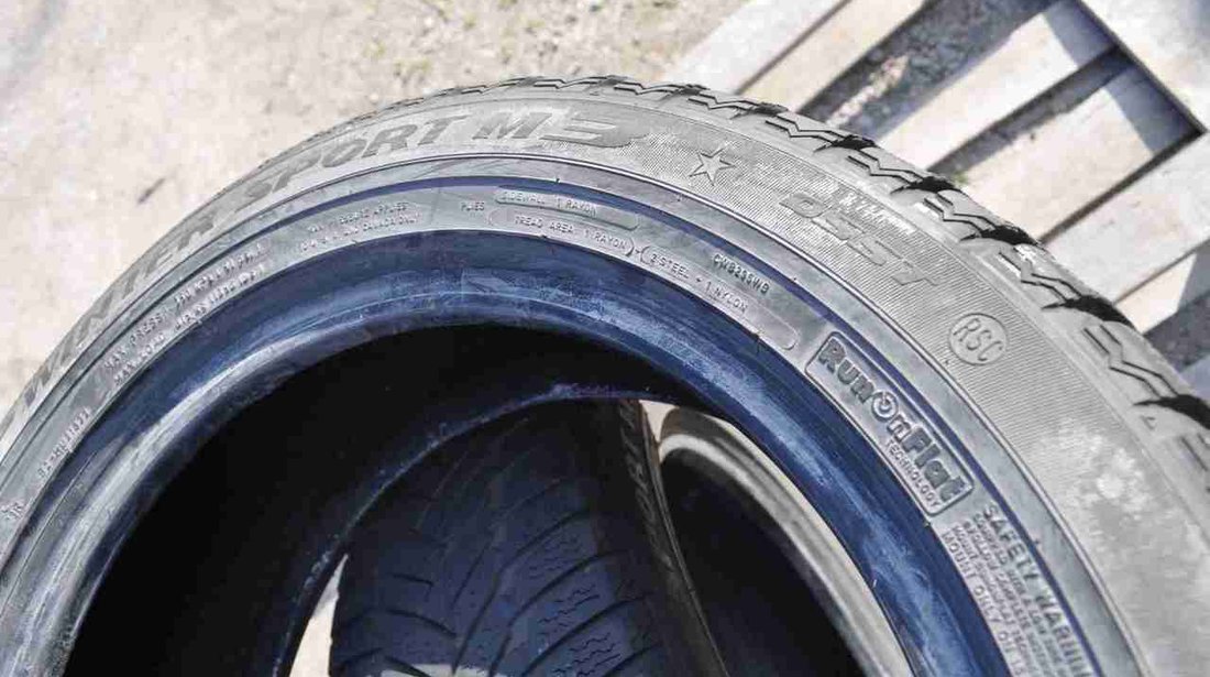 SET 2 Anvelope Iarna 205/55 R16 DUNLOP SP WINTER SPORT M3 91H - RUNFLAT