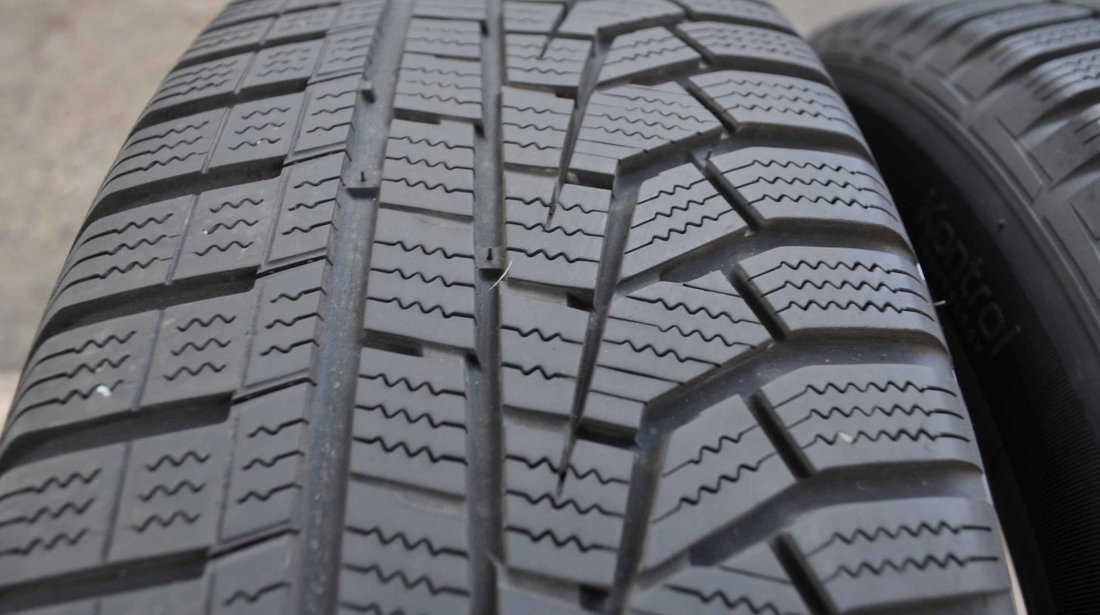 SET 2 Anvelope Iarna 205/60 R16 HANKOOK WINTER ICEPT EVO 2 96H