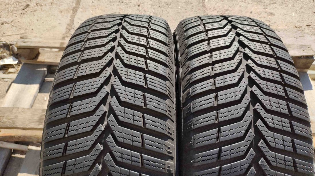 SET 2 Anvelope Iarna 205/60 R16 VREDESTEIN SNOWTRAC 3 96H