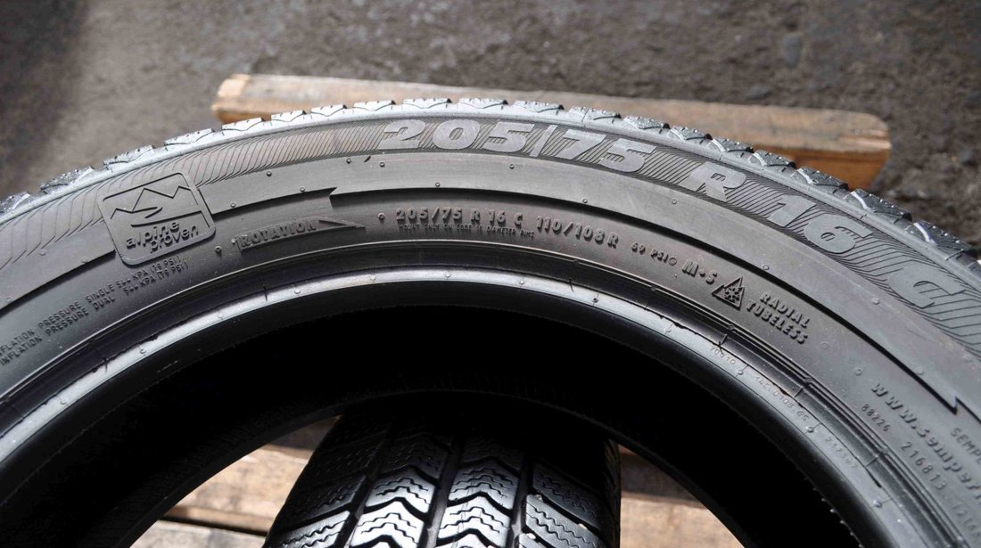 SET 2 Anvelope Iarna 205/75 R16C SEMPERIT Van Grip 2 110/108R