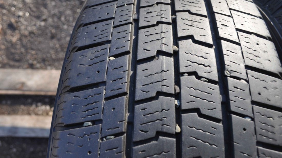 SET 2 Anvelope Iarna 215/65 R15C GOODYEAR CARGO ULTRA GRIP 2 104/102T