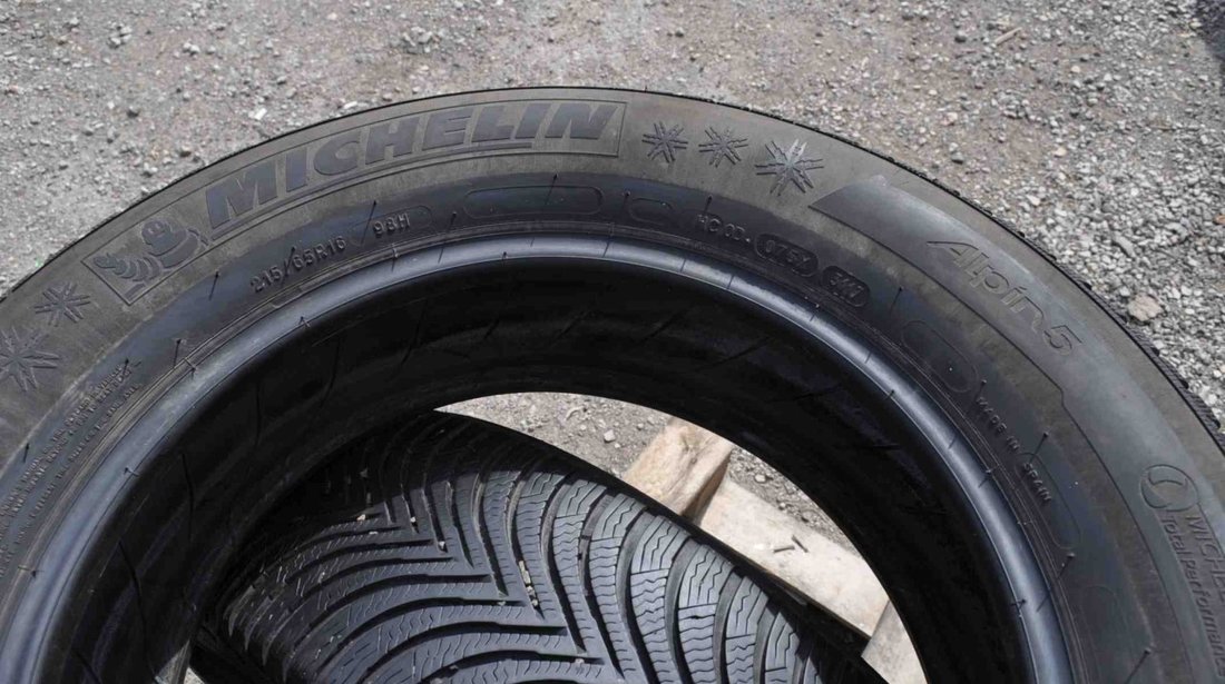 SET 2 Anvelope Iarna 215/65 R16 MICHELIN ALPIN 5 98H