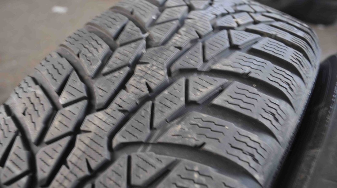 SET 2 Anvelope Iarna 215/65 R16 NOKIAN WRD4 102H - XL