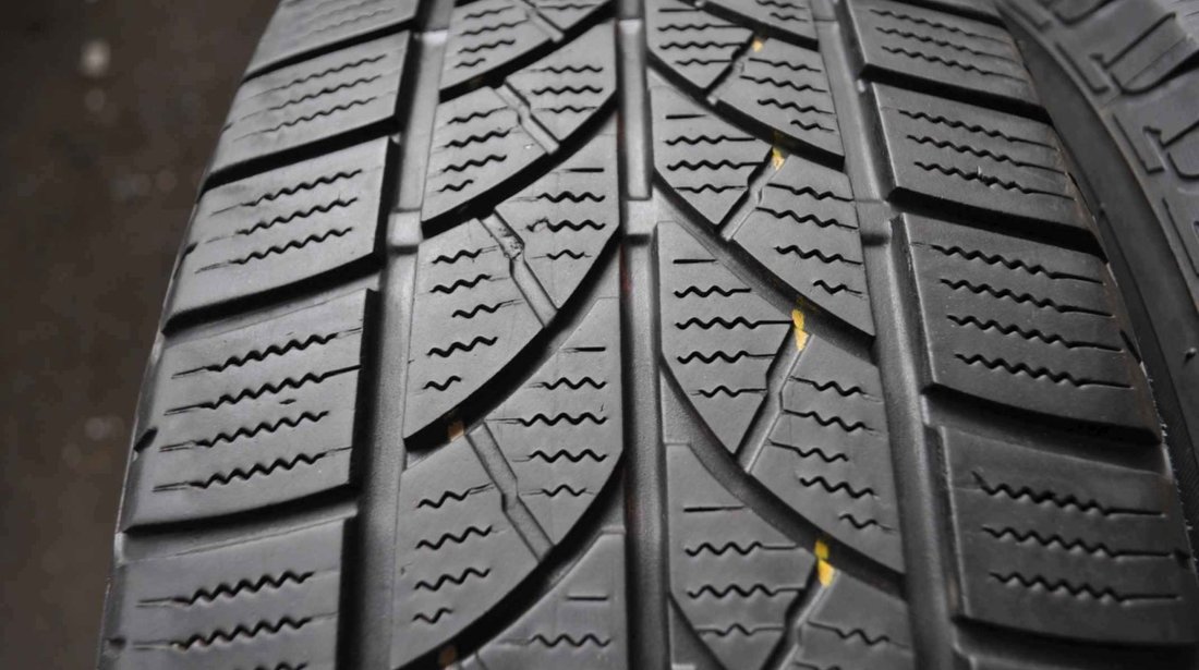 SET 2 Anvelope Iarna 215/65 R16C BRIDGESTONE BILZZAK LM18C 106/104T