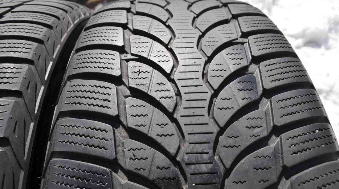 SET 2 Anvelope Iarna 225/55 R17 BRIDGESTONE BLIZZAK LM 32 97H - Runflat