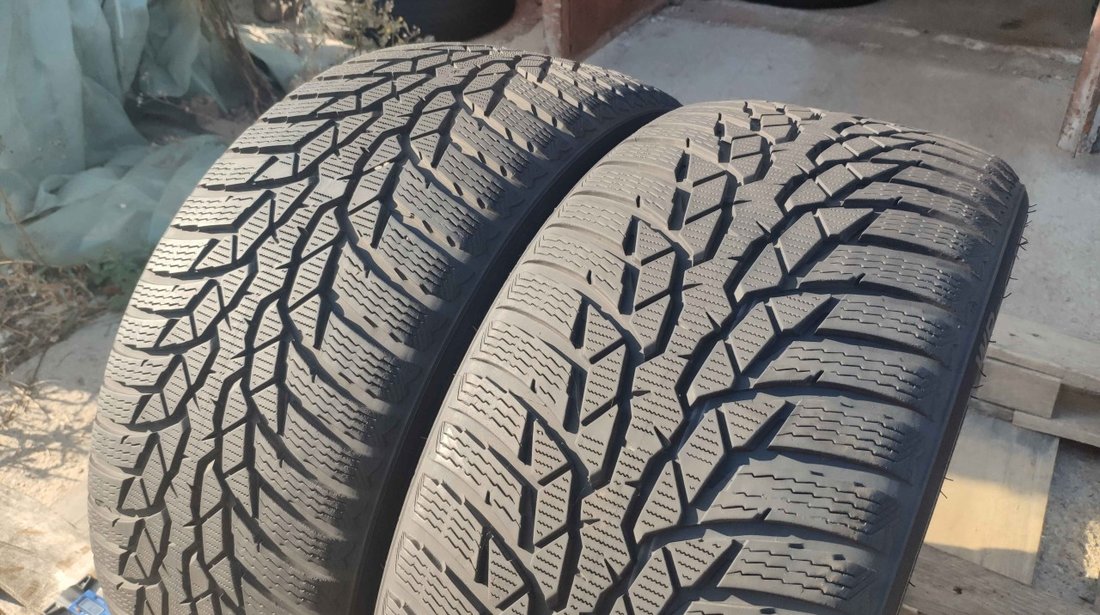 SET 2 Anvelope Iarna 235/35 R19 NOKIAN WR D4 91W - XL