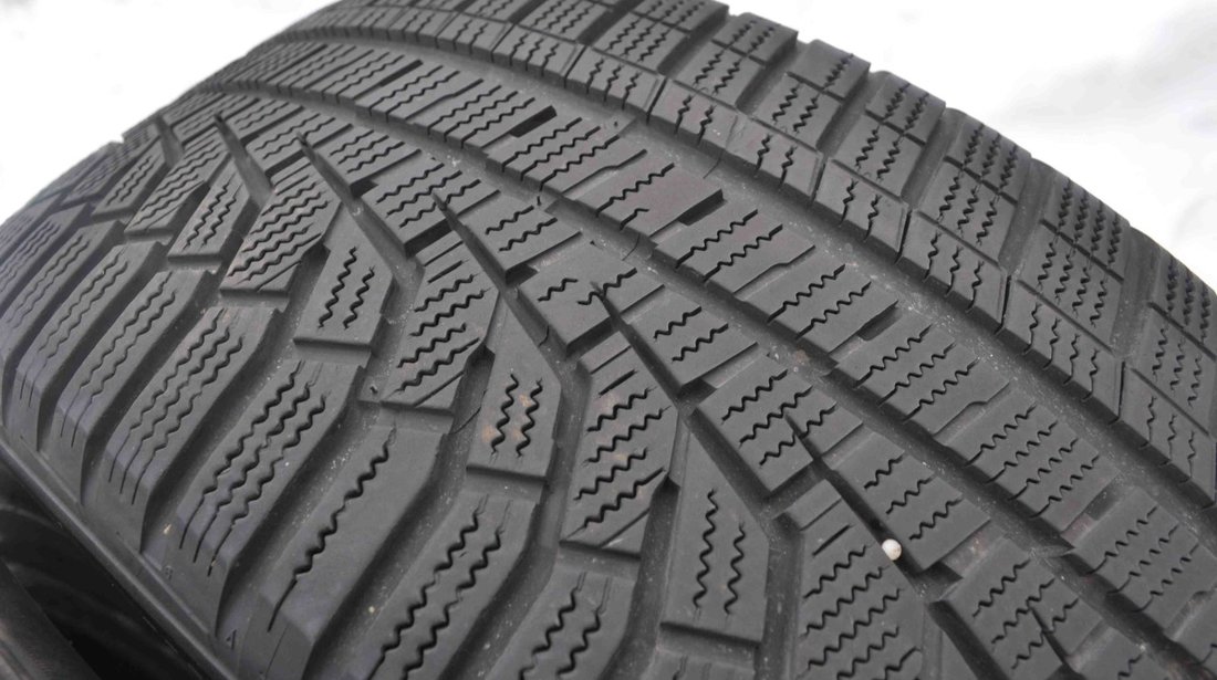 SET 2 Anvelope Iarna 235/50 R18 HANKOOK WINTER ICEPT EVO 2 101V - XL