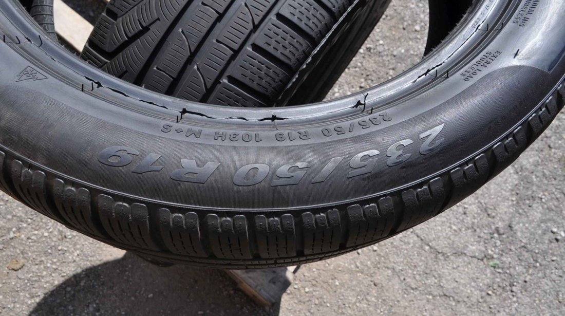 SET 2 Anvelope Iarna 235/50 R19 PIRELLI SottoZero Winter 210 Serie 2 103H