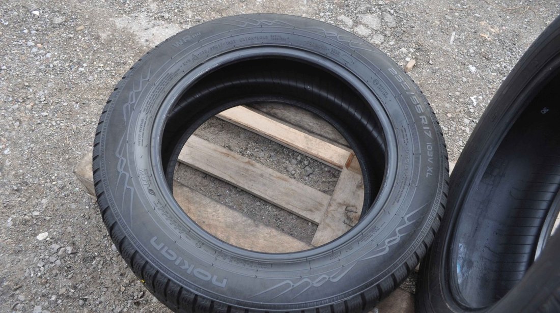 SET 2 Anvelope Iarna 235/55 R17 NOKIAN WR A4 103V - XL