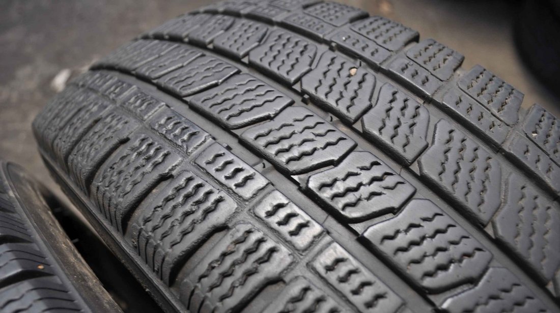 SET 2 Anvelope Iarna 235/65 R16C BFGOODRICH ACTIVAN WINTER 115/113R