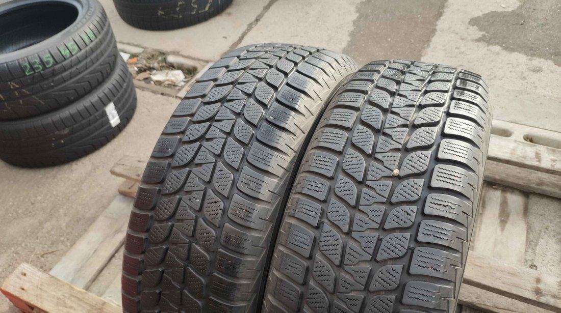 SET 2 Anvelope Iarna 235/65 R17 BRIDGESTONE BLIZZAK LM25 4x4 108H