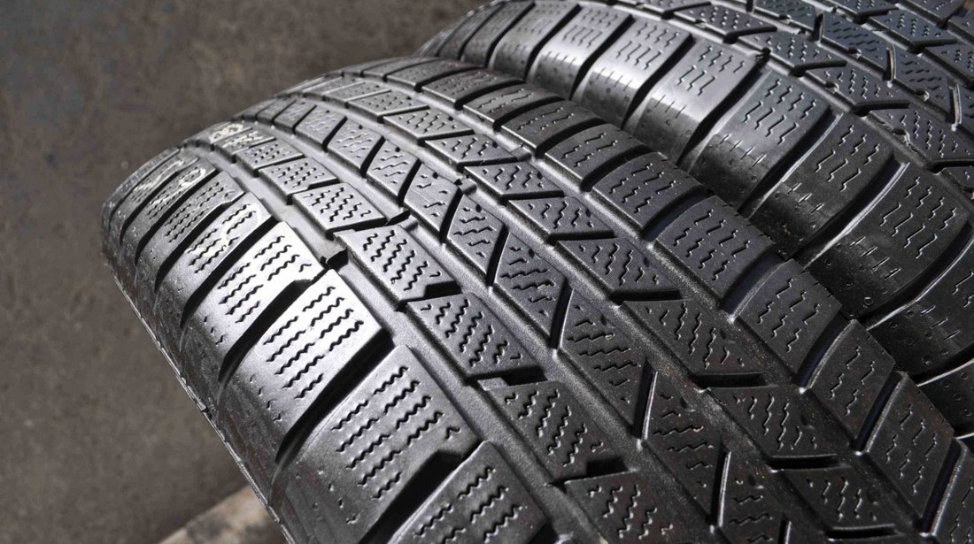 SET 2 Anvelope Iarna 235/65 R18 CONTINENTAL CrossContact 110H