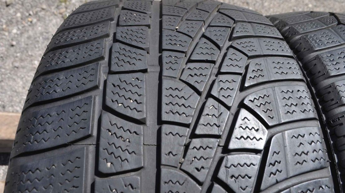 SET 2 Anvelope Iarna 245/35 R18 PIRELLI SottoZero Winter 240 Serie 1 92V