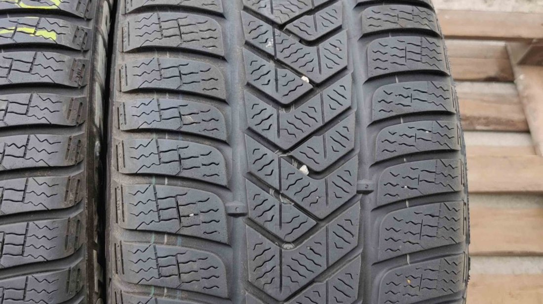 SET 2 Anvelope Iarna 245/40 R18 PIRELLI Sottozero 3 97V