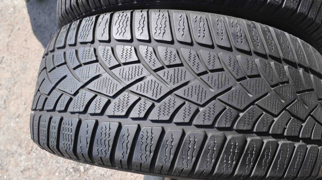 SET 2 Anvelope Iarna 245/45 R18 DUNLOP SP WINTERSPORT 3D DSST 100V - Runflat