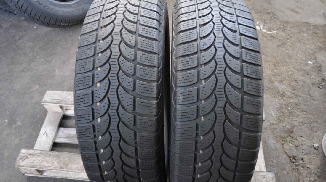 SET 2 Anvelope Iarna 245/65 R17 BRIDGESTONE Blizzak LM80 111T